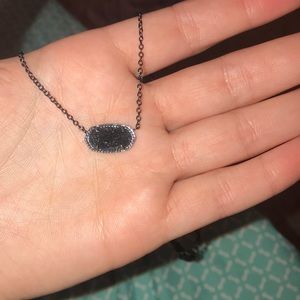 Kendra Scott necklace
